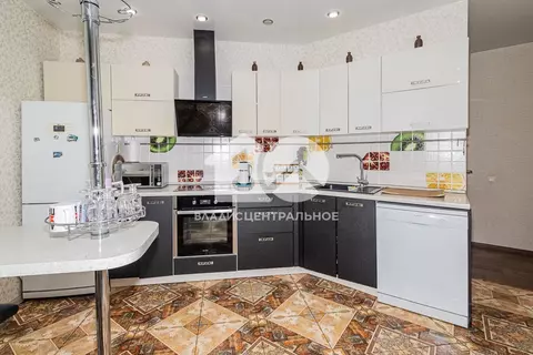 3-к кв. Новосибирская область, Новосибирск ул. В. Высоцкого, 51 (89.0 ...