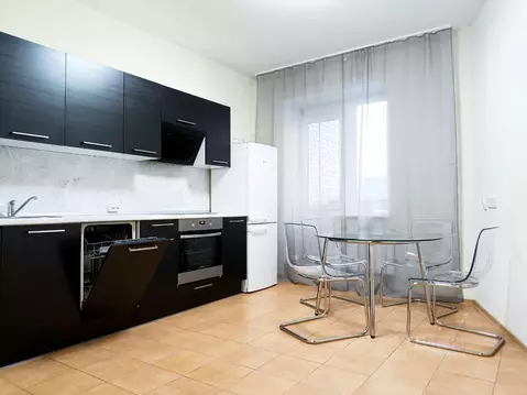 2-к кв. Санкт-Петербург Коломяжский просп., 15к1 (84.0 м)