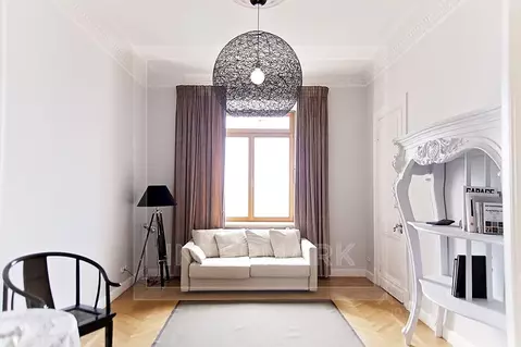 2-к кв. Москва Котельническая наб., 1/15кА (70.0 м)