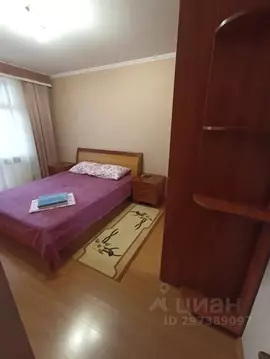 2-к кв. Крым, Симферополь ул. Самокиша, 10А (80.0 м)