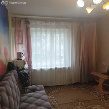 2-комнатная квартира: Усть-Илимск, улица Булгакова, 1 (43.1 м)