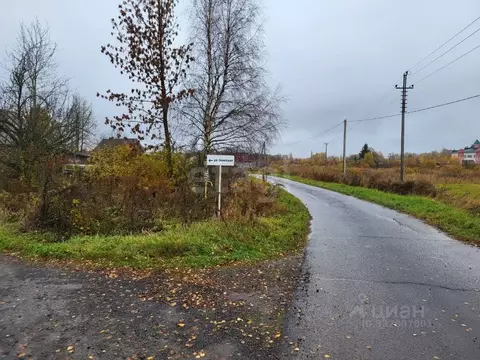 Дом в Ярославская область, Рыбинский муниципальный округ, пос. Искра ...