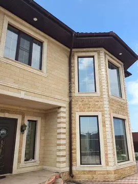 Коттедж в Белгородская область, Старый Оскол ул. Алексеевская (214 м)