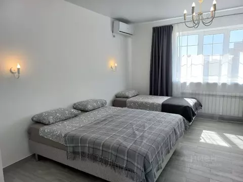 Дом в Крым, Евпатория городской округ, Заозерное пгт ул. ...