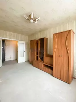 2-к кв. Волгоградская область, Волгоград ул. 8-й Воздушной Армии, 54 ...