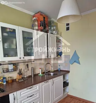 2-комнатная квартира: Екатеринбург, улица 8 Марта, 194 (57.4 м)