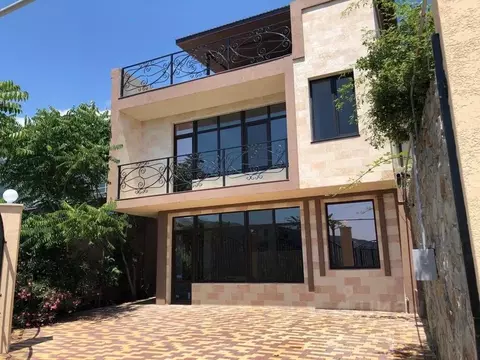 Дом в Крым, Ялта ул. Большевистская, 29Е (222 м)