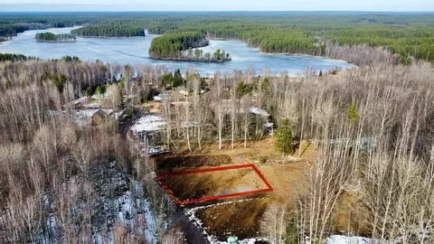 Участок в Ленинградская область, Приозерский район, Мичуринское с/пос, ...