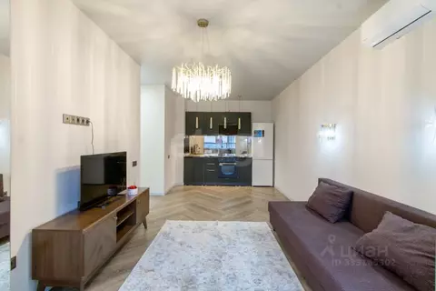 2-к кв. Тюменская область, Тюмень ул. Краснооктябрьская, 8 (61.0 м)
