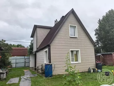 Дом в Ленинградская область, Лужский район, Дзержинское с/пос, ...