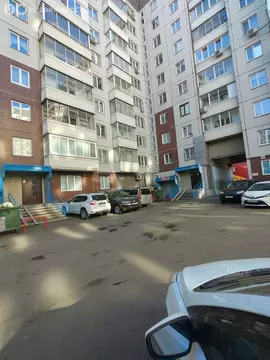 4-комнатная квартира: Красноярск, улица Молокова, 46 (78.7 м)