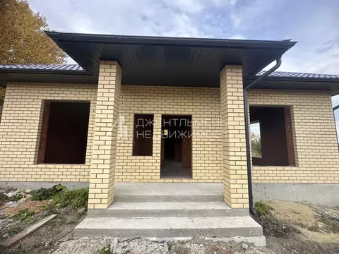 Дом в Пензенская область, Пензенский район, Алферьевский сельсовет, с. ...