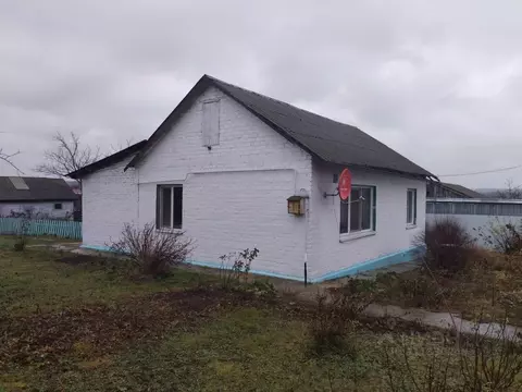 Дом в Орловская область, Мценский район, Воинское с/пос, д. Первый ...