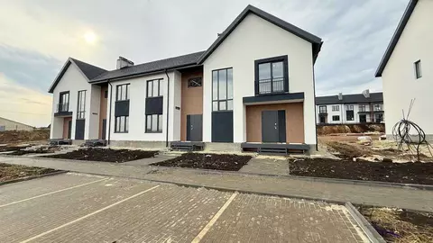 Таунхаус в Воронежская область, Семилукский район, Губаревское с/пос, ...