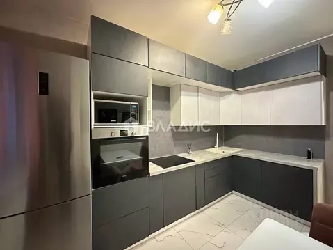 3-к кв. Ленинградская область, Мурино Всеволожский район, ул. Шоссе в ...