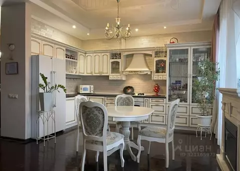 3-к кв. Тверская область, Тверь просп. Победы, 11 (120.0 м)