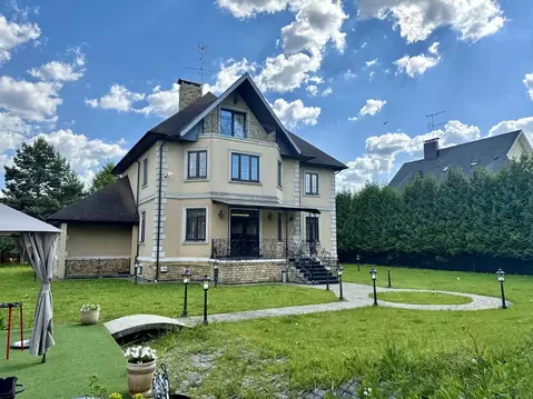 Дом в Московская область, Люберцы городской округ, с. Верхнее Мячково, ...