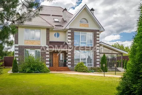 Дом в Москва д. Уварово, ул. Ирбис (340 м)