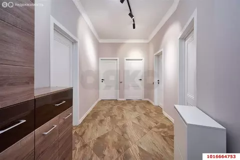 Дом в Краснодар, микрорайон Северный, улица Вячеслава Ткачёва, 87/4 ...