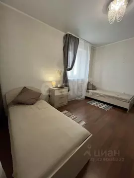 2-к кв. Тюменская область, Тюмень ул. Николая Зелинского, 3 (60.0 м)