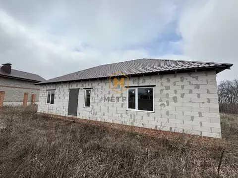 Дом в Белгородская область, Белгородский район, Головинское с/пос, с. ...