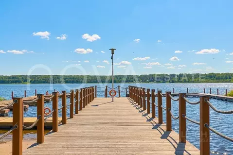 Дом в Ленинградская область, Приозерский район, Громовское с/пос, пос. ...