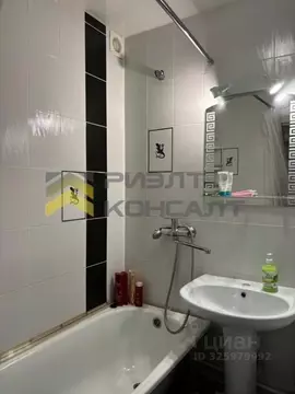 1-к кв. Омская область, Омск ул. Дмитриева, 4к2 (30.0 м)