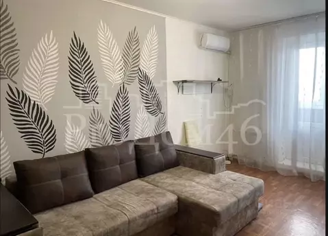 1-к кв. Курская область, Курск просп. Вячеслава Клыкова, 36 (35.9 м)