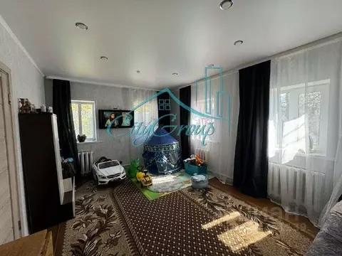 Дом в Оренбургская область, Орск пос. Железнодорожный, ул. ...