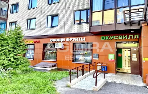 Торговая площадь (110.6 м)