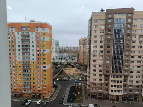 2-к кв. Курская область, Курск ул. Домостроителей, 1 (61.0 м)