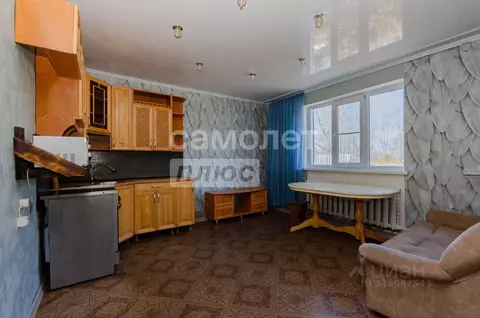 Дом в Челябинская область, Еткульский район, Лебедевское с/пос, с. ...