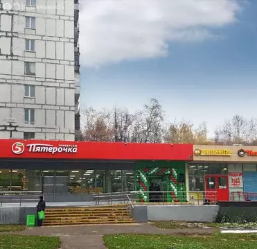 Торговая площадь (484 м)