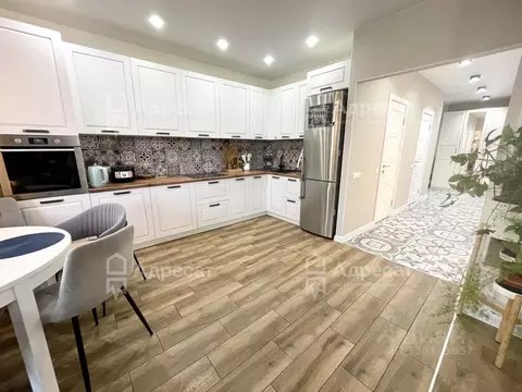 3-к кв. Волгоградская область, Волгоград Университетский просп., 57 ...