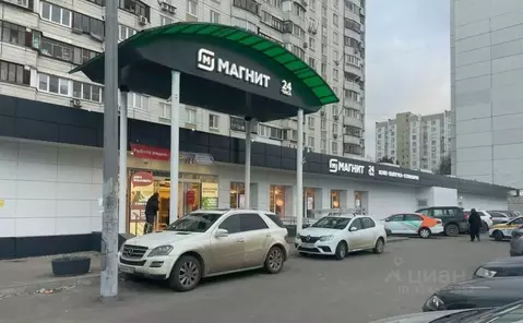 Торговая площадь в Москва Пятницкое ш., 8 (2462 м)