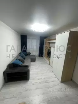 2-к кв. Липецкая область, Липецк ул. И.В. Свиридова, 10 (60.0 м)