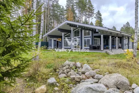 Дом в Ленинградская область, Выборгский район, Первомайское с/пос, ...