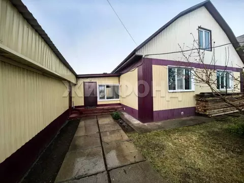 Дом в Хакасия, Усть-Абаканский район, с. Калинино ул. Солнечная (200 ...