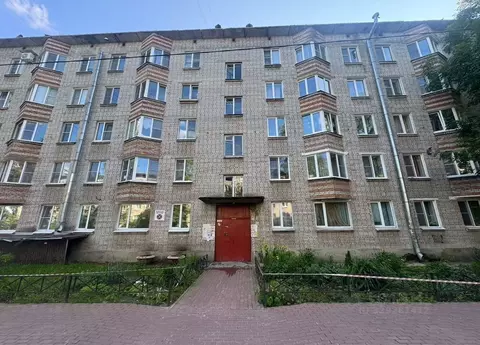 1-к кв. Ленинградская область, Гатчина ул. Хохлова, 17 (30.0 м)