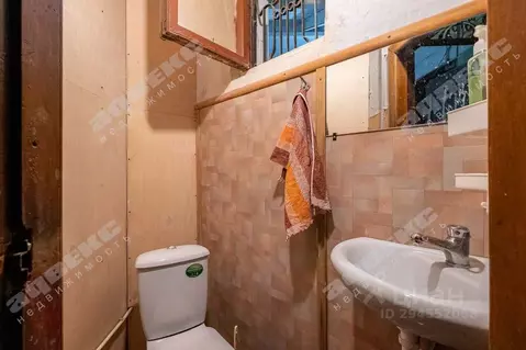 Комната Санкт-Петербург 16-я Васильевского острова линия, 9 (210.5 м)