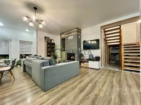 Дом в Ленинградская область, Гатчинский муниципальный округ, ...