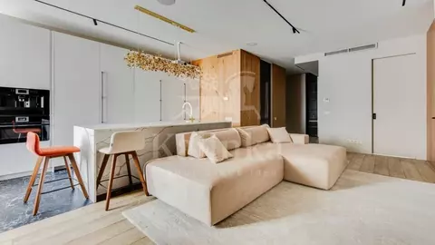 3-к кв. Москва Мантулинская ул., 9к5 (98.0 м)