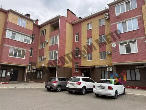 2-к кв. Калмыкия, Элиста ул. Аккочкарова, 31 (64.0 м)