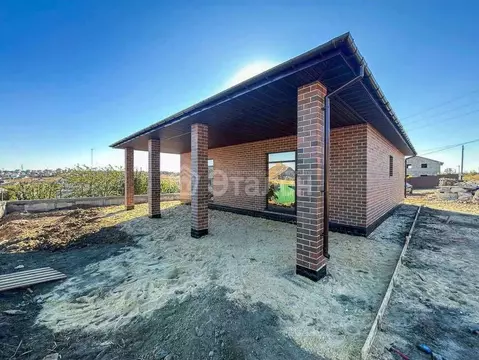 Дом в Волгоградская область, Волгоград Тирольская ул. (150 м)