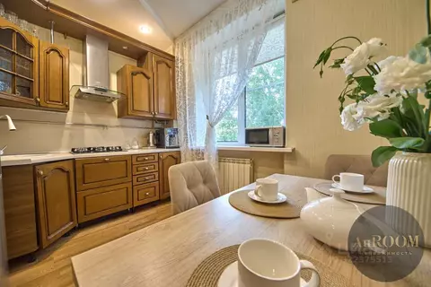 3-к кв. Волгоградская область, Волжский ул. Имени Карла Маркса, 5 ...