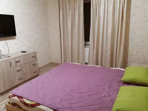 3-к кв. Крым, Симферополь пер. Бокуна, 33Б (86.0 м)