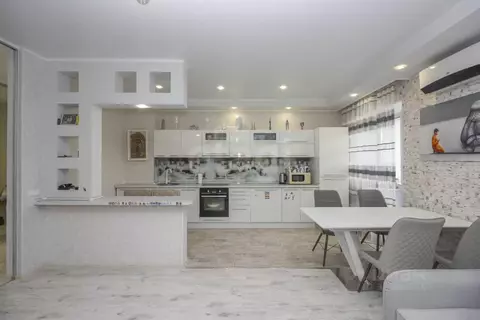 2-к кв. Омская область, Омск ул. Перелета, 23 (63.9 м)