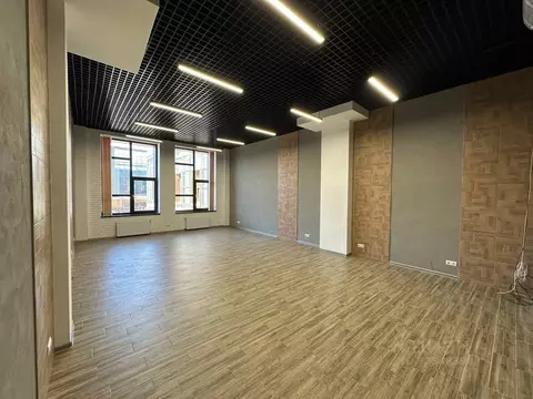 Помещение свободного назначения в Крым, Симферополь ул. Линейная, 2к2 ...