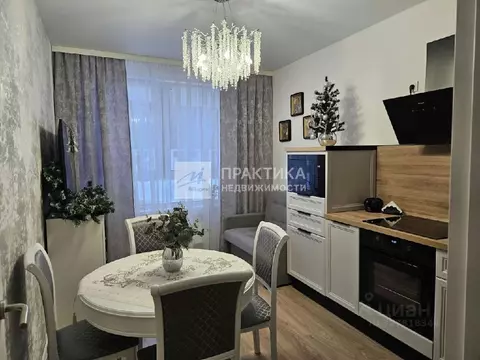 Продается 2-комнатная квартира