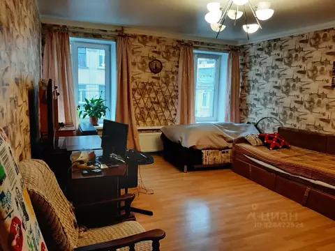 3-к кв. Санкт-Петербург Старо-Петергофский просп., 42 (76.7 м)